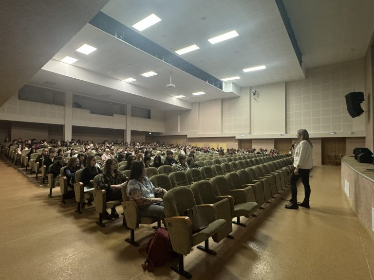 0-02-05-4aad311f2aeceee23b82558928bc411cfd436be6ad002d9727e548957a136fc4_d49efc74f827c21f