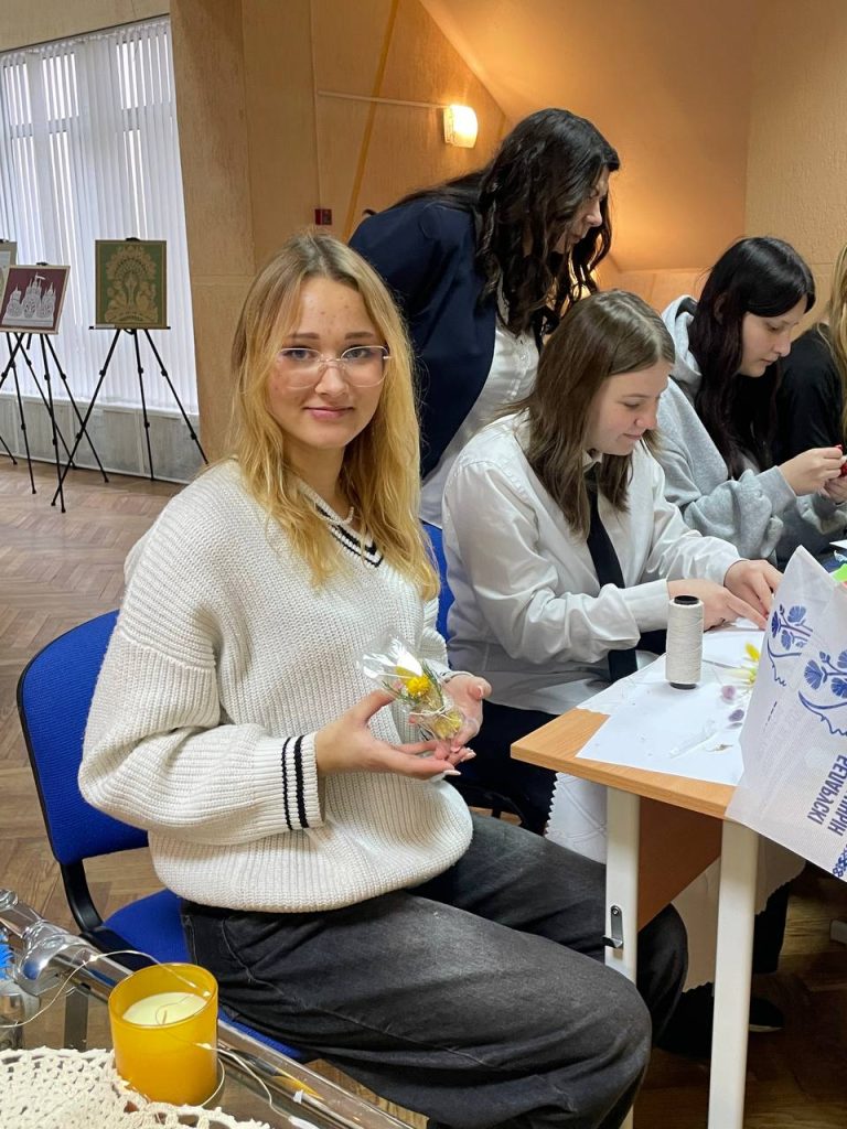 0-02-05-7fb2729149f52de445b0a0c320982466e0502a2fc37b234009adc6bef4000160_2aa9ccf1d9902345