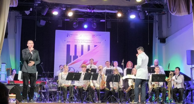 0-02-05-721748b087575cb0c988bca5a1d323c8f91ba92fba8b450efb42301f69570b05_e5e5c5de2ec2856b