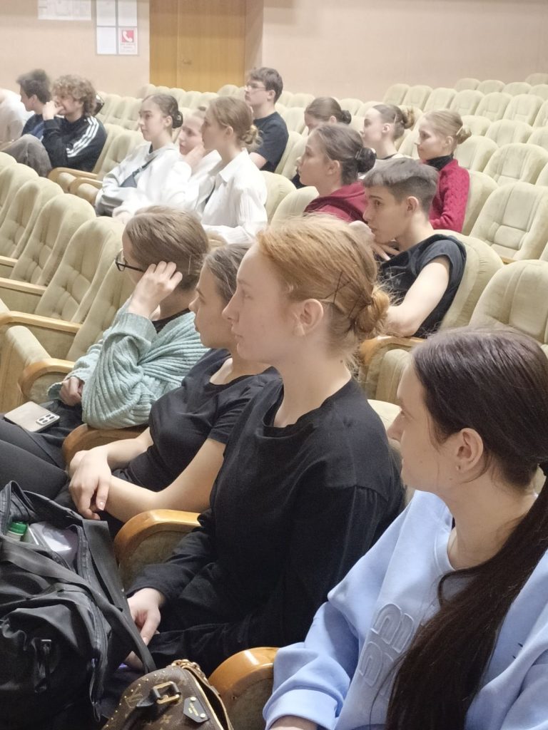 0-02-05-456a963ee5446621a726b703df4d50c04ba763a6f7557b4e591469de9e2b567d_f2e944e045d627c8