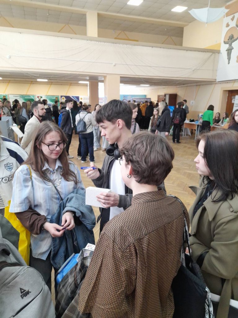 0-02-05-6a7a159fb852bff54f494f70d614747332258a3e27b65872081e1b594ffbeb55_df11f7c9cbd2db1c