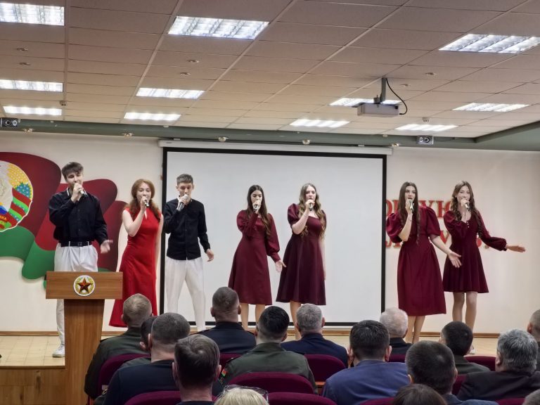 0-02-05-dc6748ef77965b32bbab09847962b281fbb0adf23de7b2beb6dbf2c5d0107966_25cbbb99806ec155